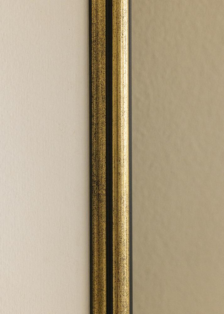 Moldura Horndal Dourado 40x40 cm - Passe-partout Branco 10x10 inches