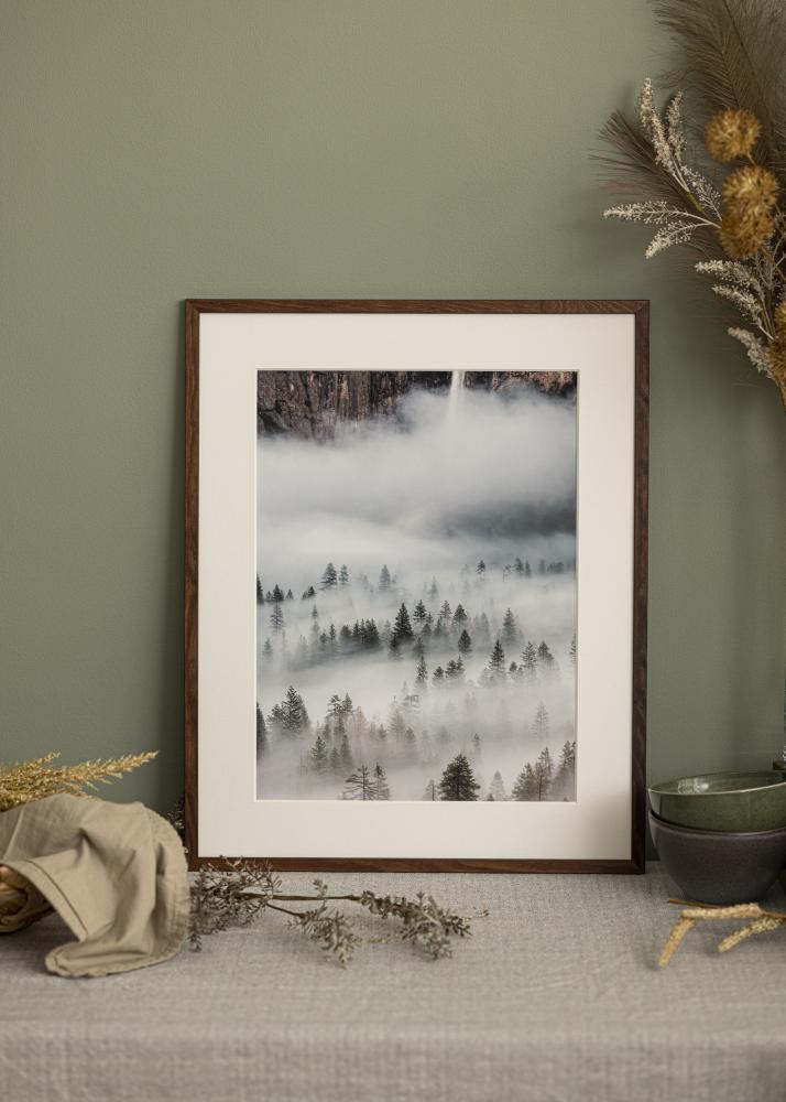 Moldura Valbo Nogueira 21x29,7 cm (A4)