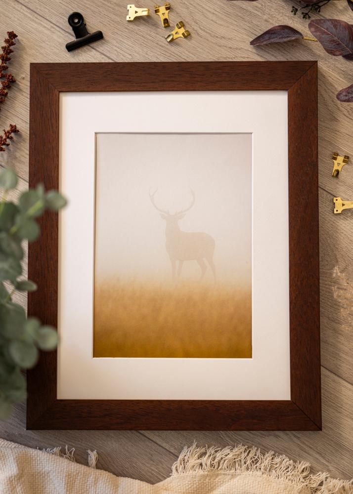 Moldura Juno Teak 30x40 cm - passe-partout Branco 18x27 cm
