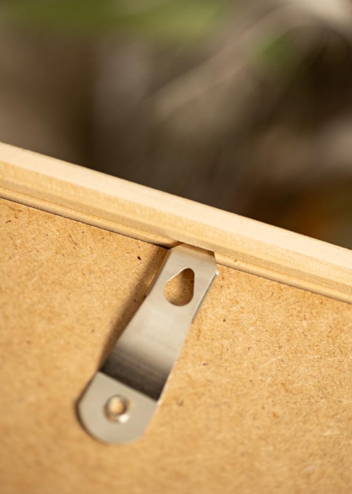 Moldura Ares Ouro 24x30 cm - passe-partout Branco 18x24 cm