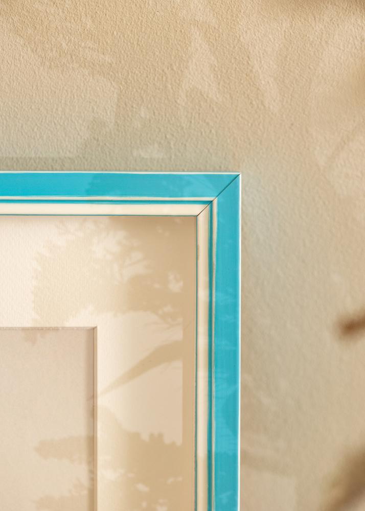 Moldura Diana Azul Claro 24x30 cm - passe-partout Branco 6x8 inches
