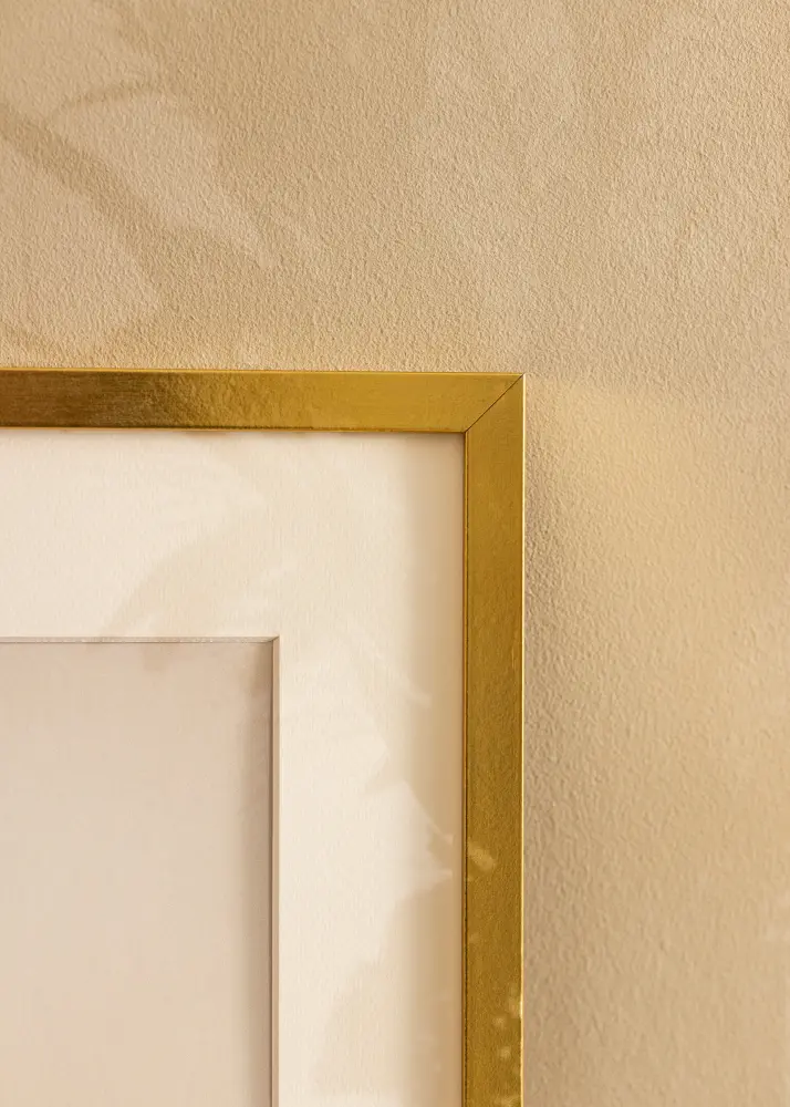 Moldura Minerva Ouro 30x40 cm - passe-partout Branco 21x29,7 cm