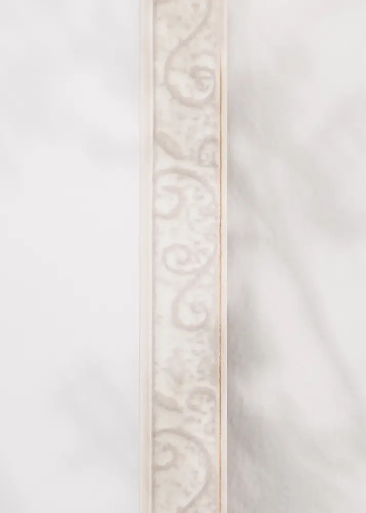 Moldura Milton Acrílico Branco 42x59,4 cm (A2)