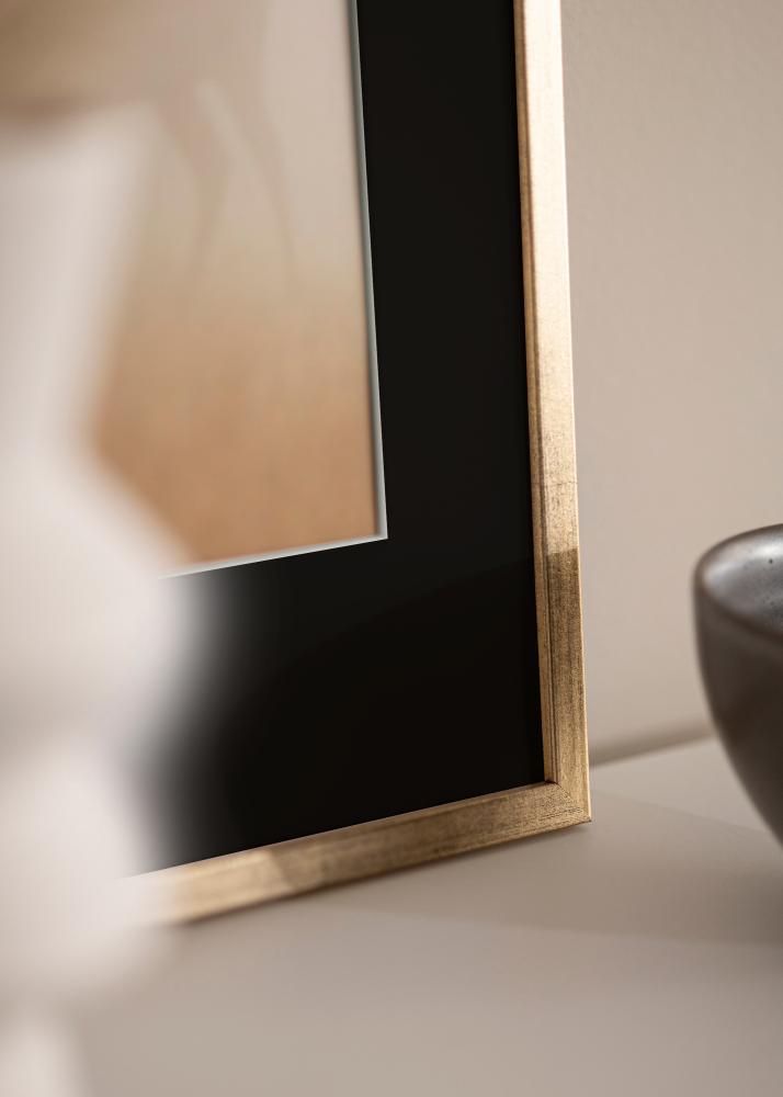 Moldura Galant Dourado 40x50 cm - Passe-partout Preto 12x16 inches