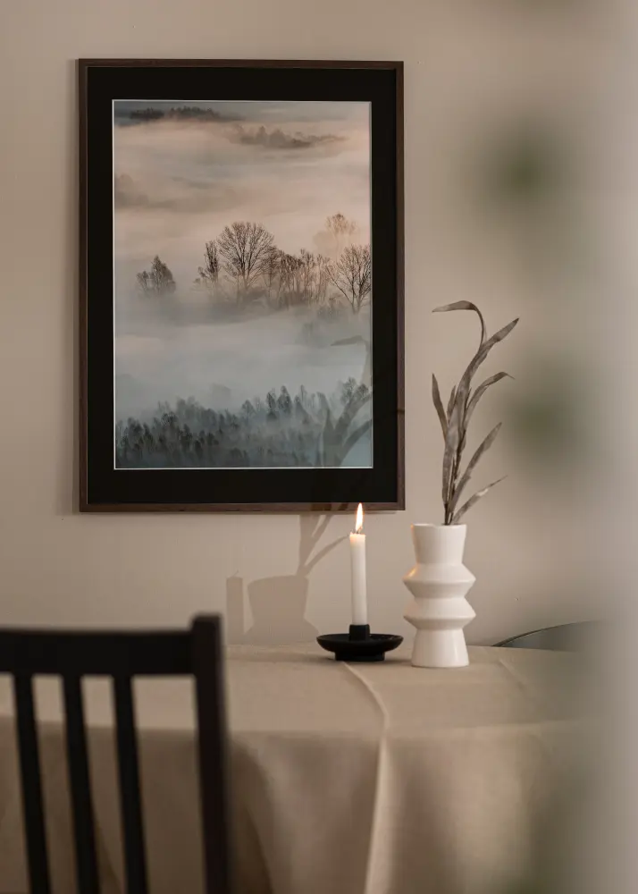 Moldura Edsbyn Nogueira 40x50 cm - Passe-partout Preto 30x40 cm