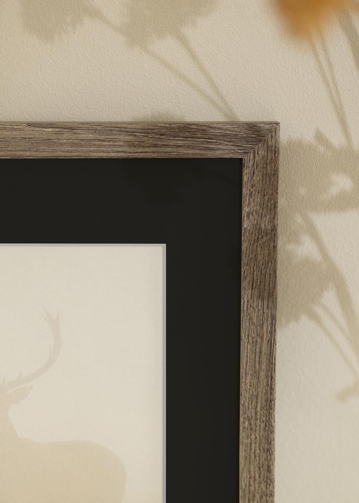 Moldura Fiorito Nogueira 40x50 cm - Passe-partout Preto 12x16 inches