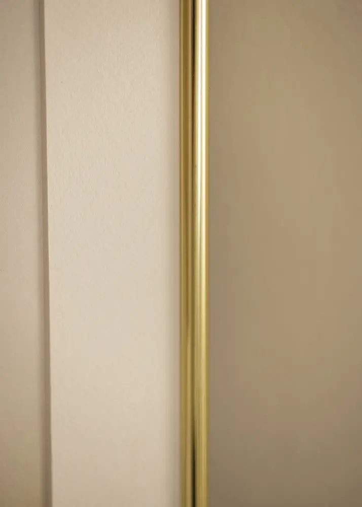 Moldura Sandhamn Dourado - Tamanho personalizável