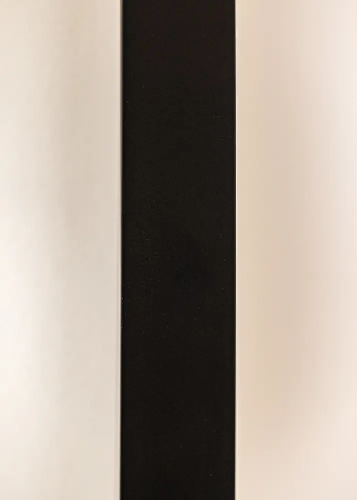 Moldura Tyr Preto - Medida à escolha