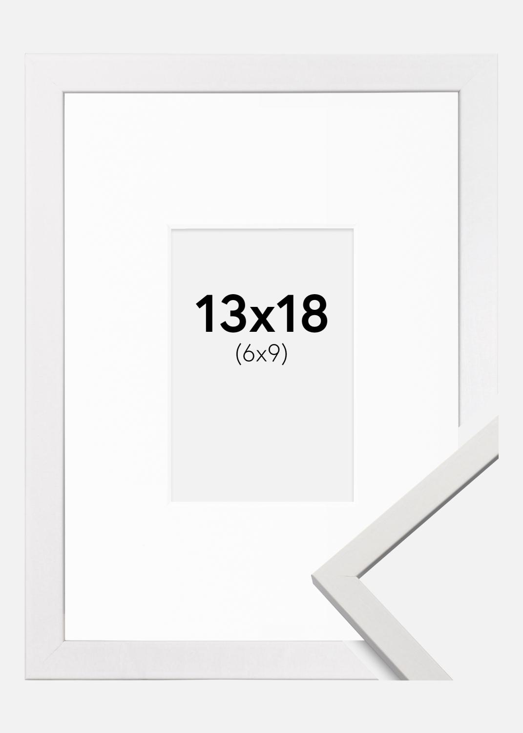 Product Image for Moldura Edsbyn Branco 13x18 cm - Passe-partout Branco 7x10 cm