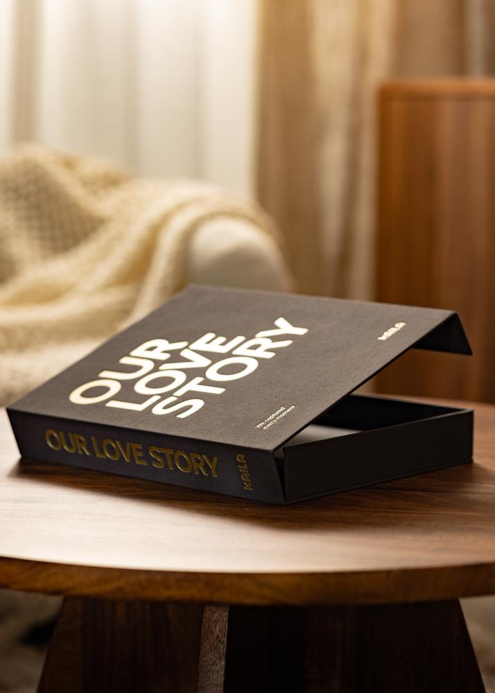 KAILA OUR LOVE story Black - Coffee Table Photo Álbum (60 Preto Páginas)