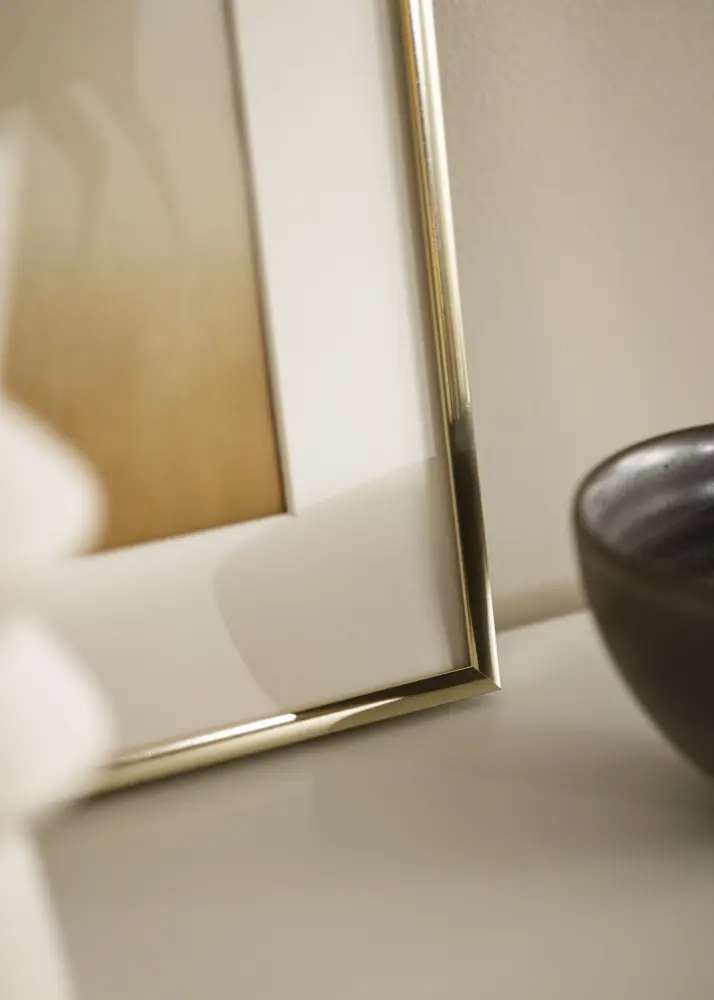 Moldura Alumínio Brilhante Dourado 50x50 cm - Passe-partout Branco 40x40 cm