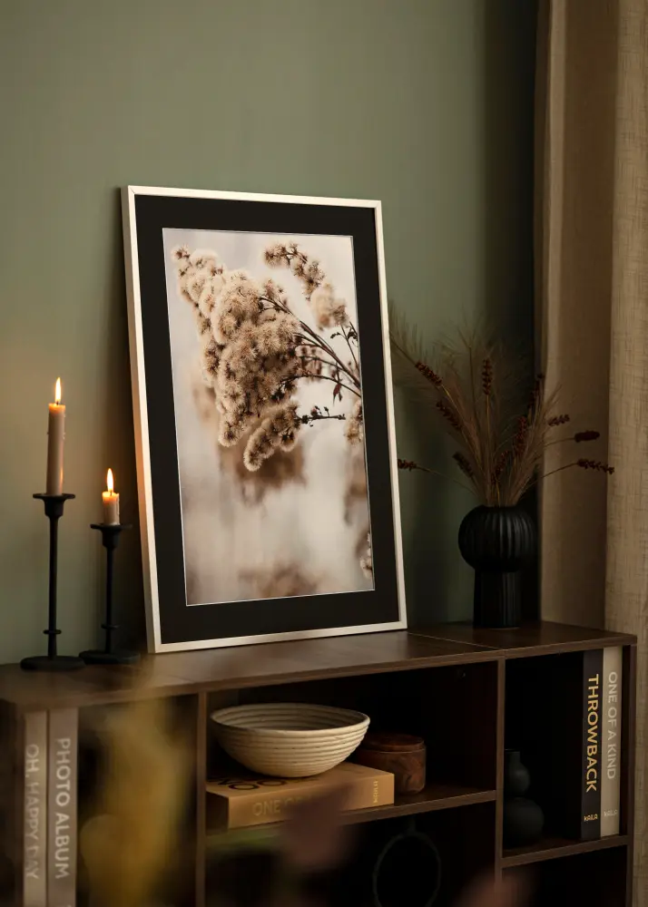 Moldura E-Line Branco 70x100 cm - Passe-partout Preto 59,4x84 cm (A1)