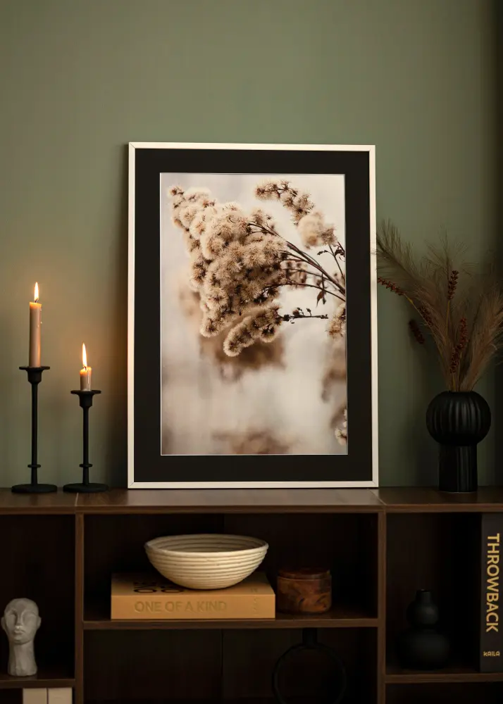 Moldura E-Line Branco 70x100 cm - Passe-partout Preto 59,4x84 cm (A1)