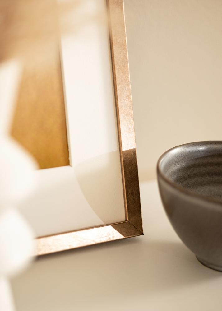 Moldura Ares Vidro acrílico Latão 50x65 cm