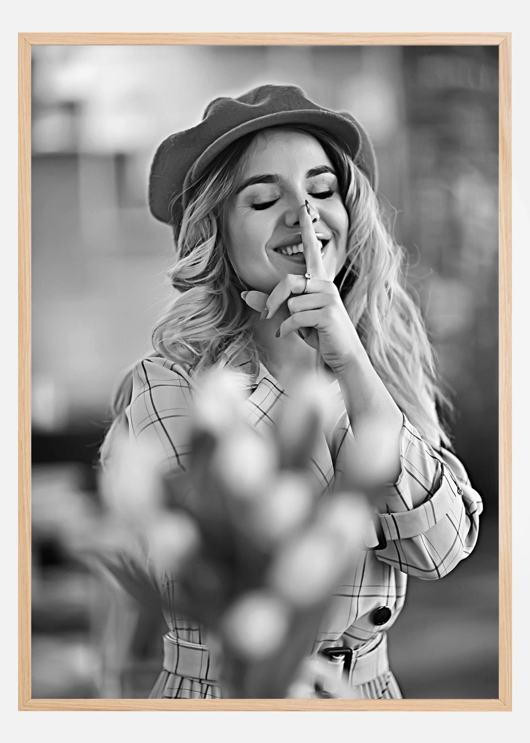 Product Image for Silent Girl B&amp;W Póster (30x40 cm)
