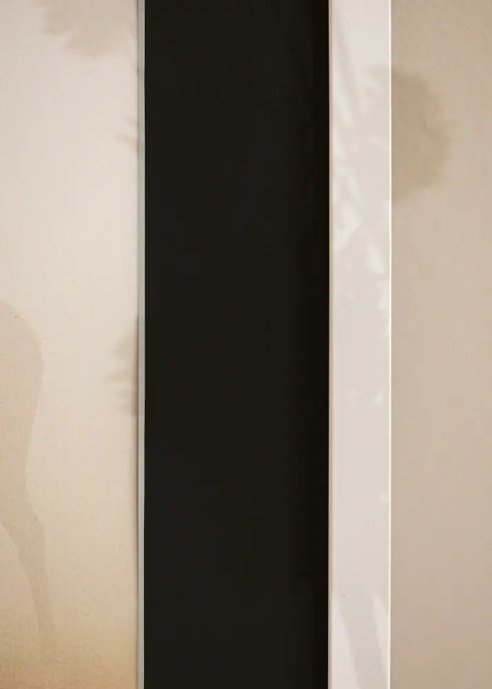 Moldura Trendy Branco 30x40 cm - Passe-partout Preto 21x29,7 cm (A4)