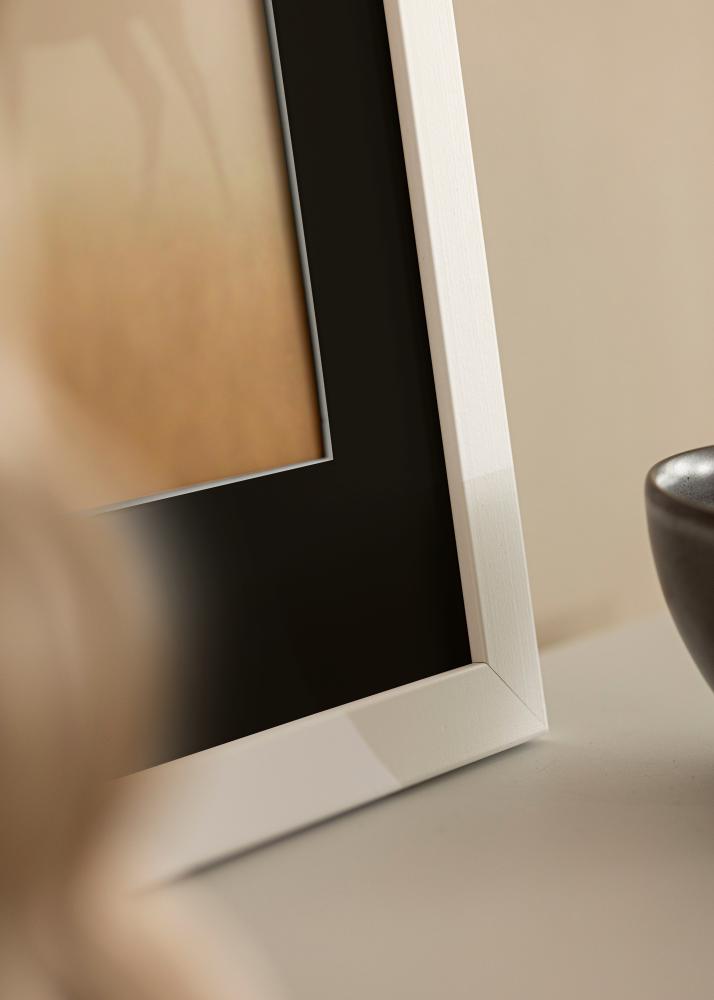 Moldura Trendline Branco 60x70 cm - Passe-partout Preto 50x56 cm