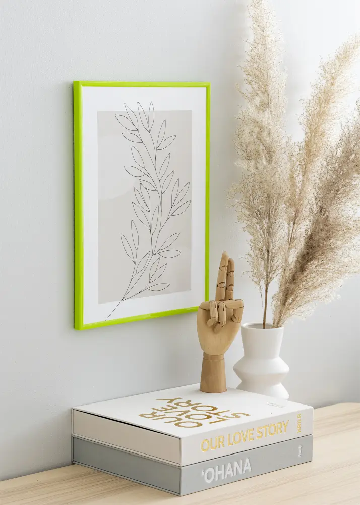 Moldura New Lifestyle May Green 30x40 cm - Passe-partout Preto 20x28 cm