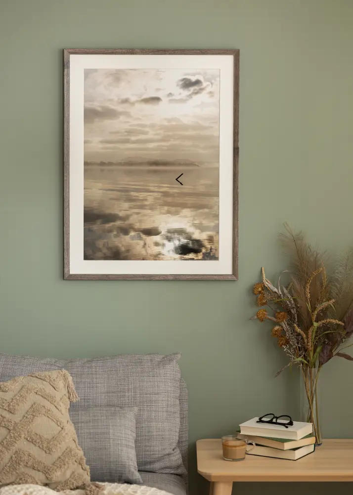 Moldura Fiorito Nogueira 50x70 cm - Passe-partout Branco 42x59,4 cm (A2)