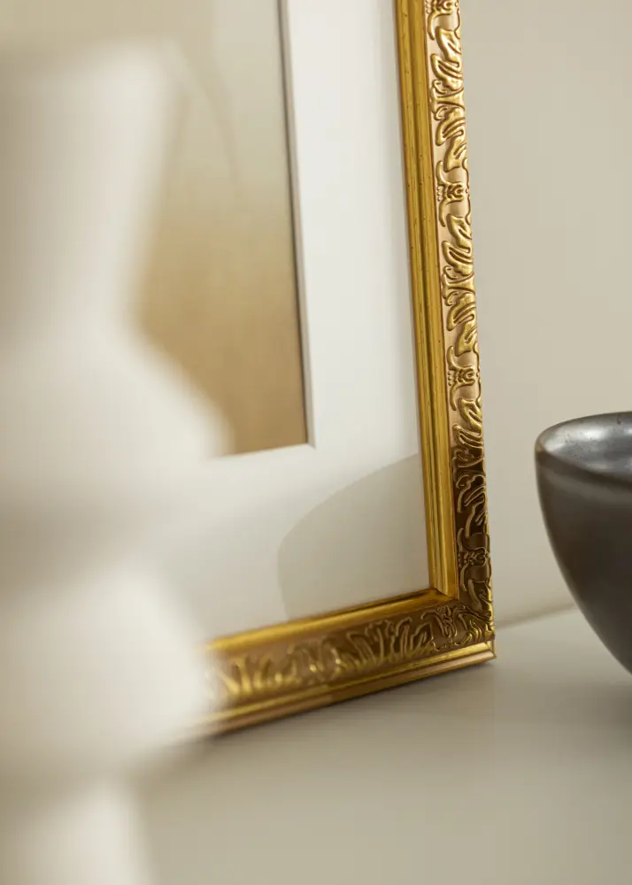 Moldura Nostalgia Dourado 40x60 cm
