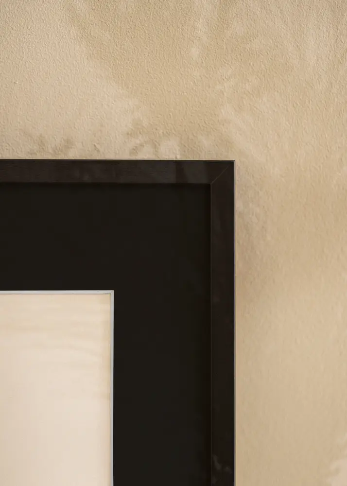 Moldura E-Line Preto 70x100 cm - Passe-partout Preto 59,4x84 cm (A1)