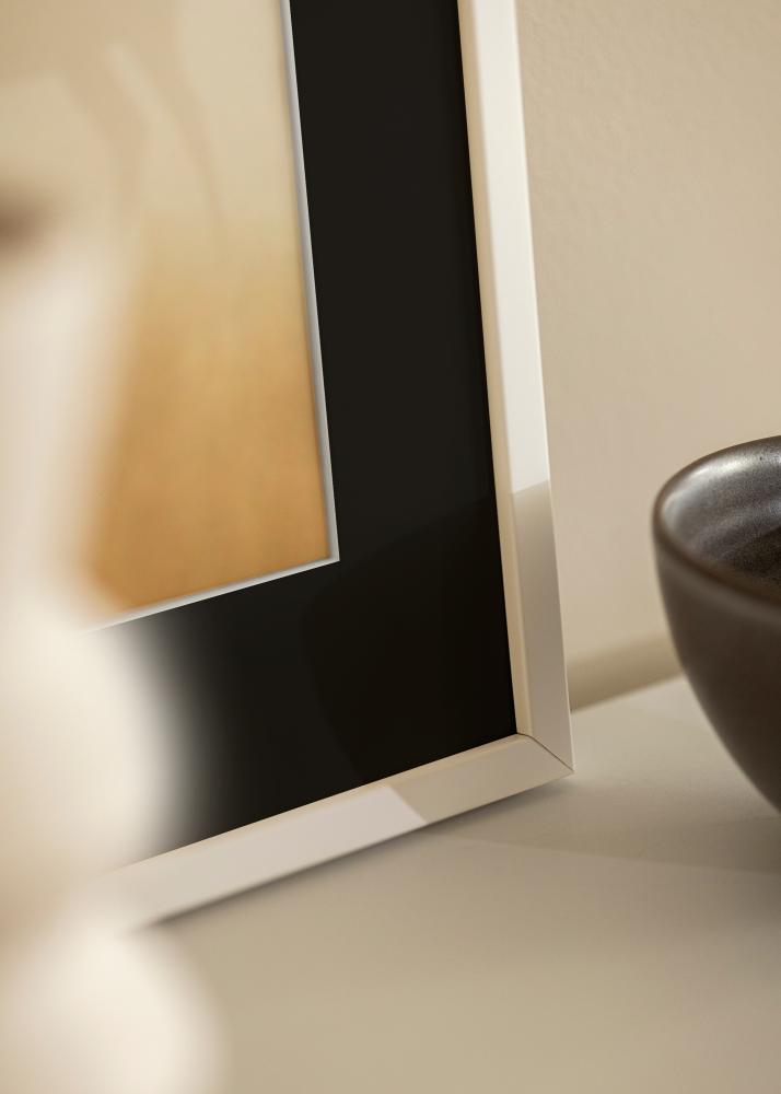 Moldura E-Line Branco 30x40 cm - Passe-partout Preto 20x28 cm