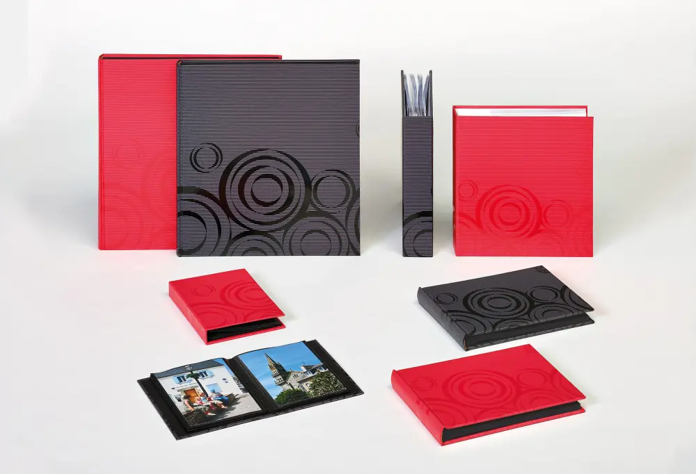 Orbit Vermelho - 30x33 cm (40 Páginas pretas / 20 folhas)