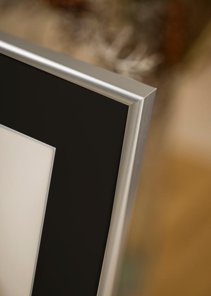 Moldura Victoria Prateado 40x50 cm - Passe-partout Preto 30x40 cm