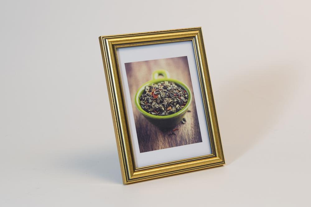 Moldura Tango Classic Dourado 18x24 cm