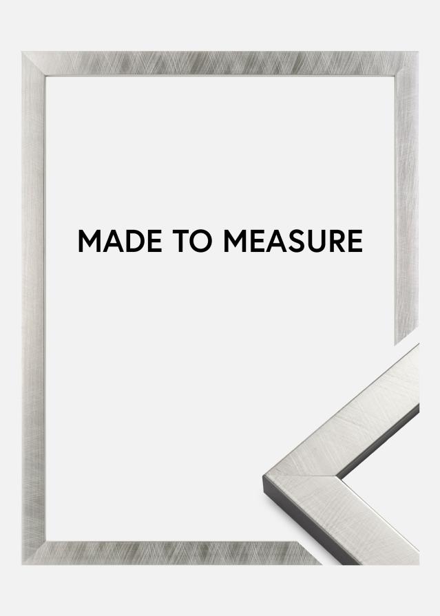 Moldura Uppsala Prateado - Tamanho personalizável