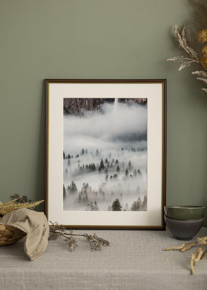 Moldura Classic Nogueira 21x29,7 cm (A4)