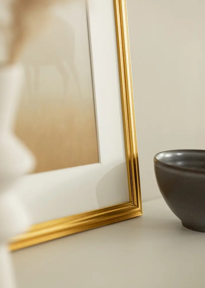 Moldura Frigg Dourado 10x15 cm
