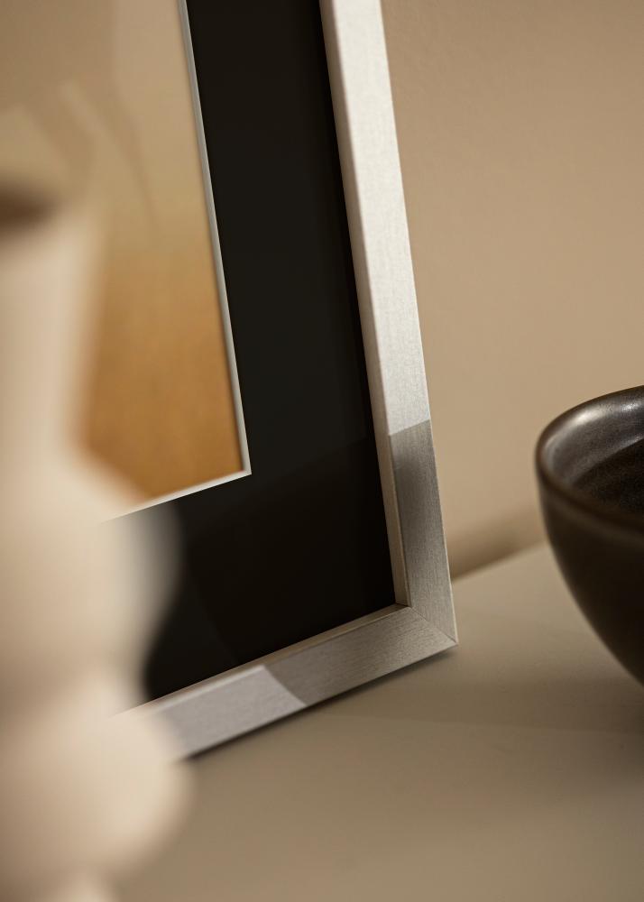 Moldura Selection Prateado 13x18 cm - Passe-partout Preto 9x12 cm