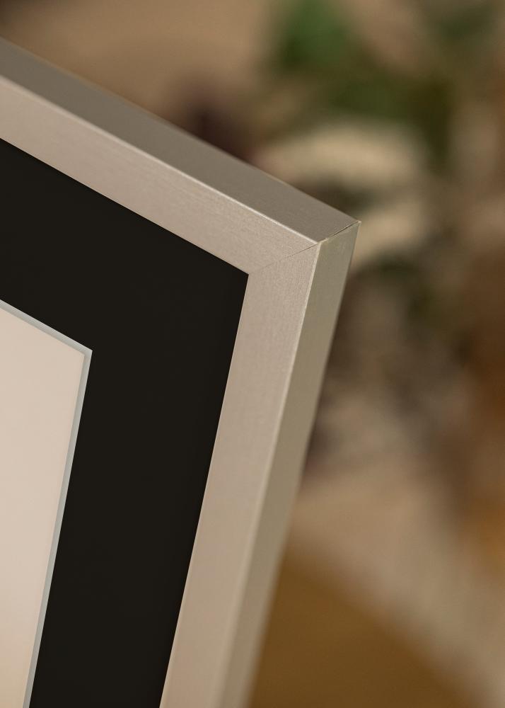 Moldura Selection Prateado 13x18 cm - Passe-partout Preto 9x12 cm