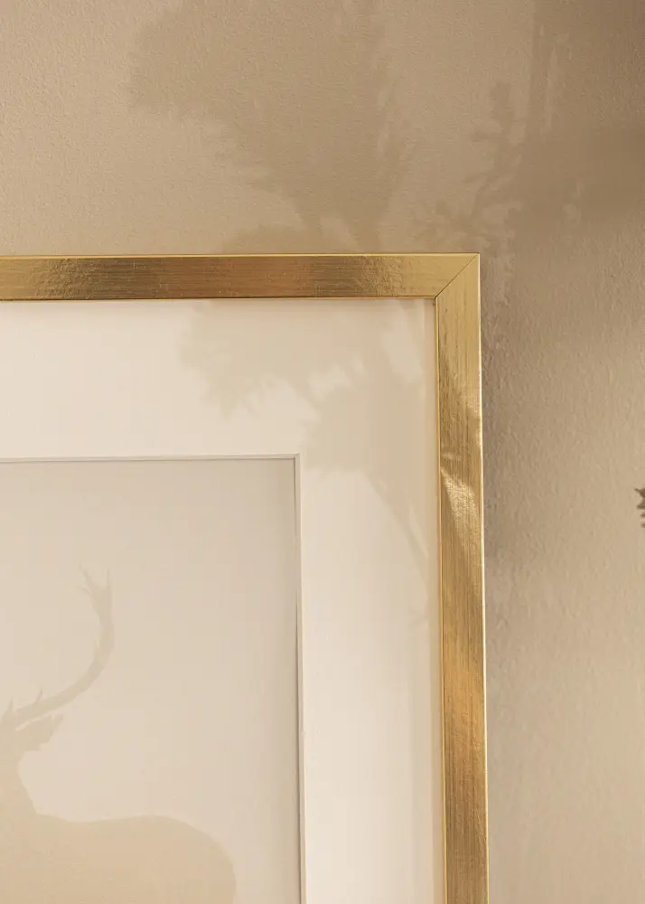 Moldura Trendy Dourado 20x30 cm - Passe-partout Branco 10x20 cm
