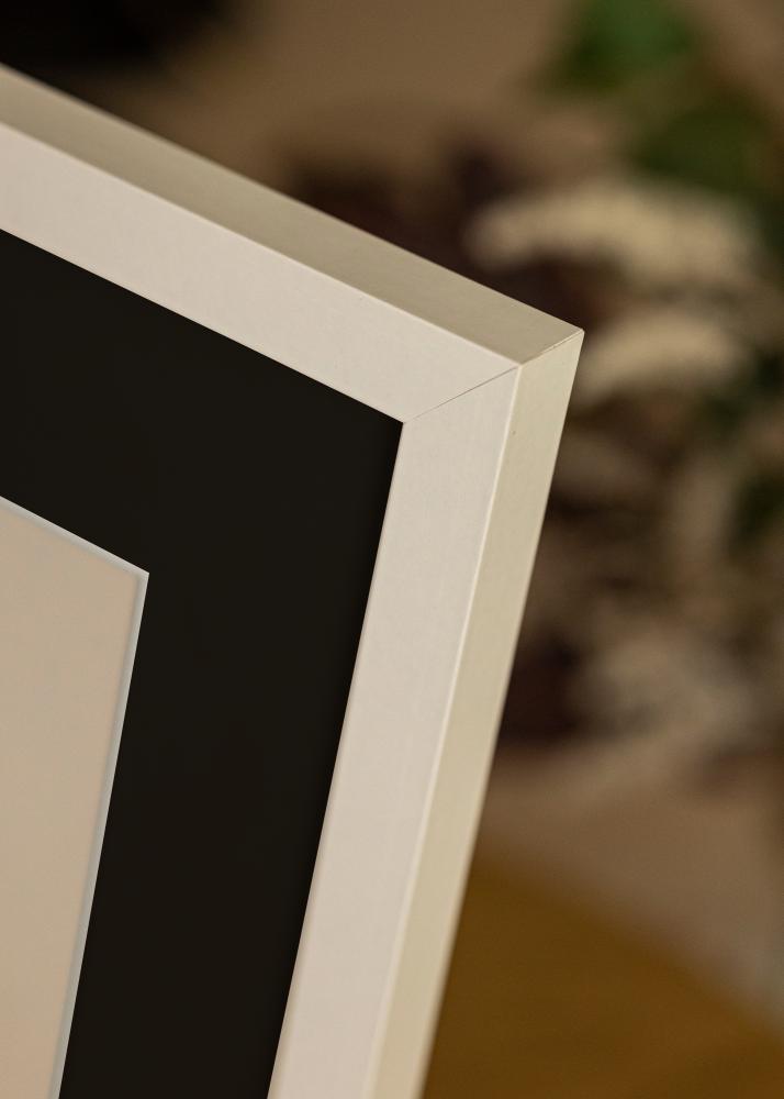 Moldura Selection Branco 70x100 cm - Passe-partout Preto 62x93 cm