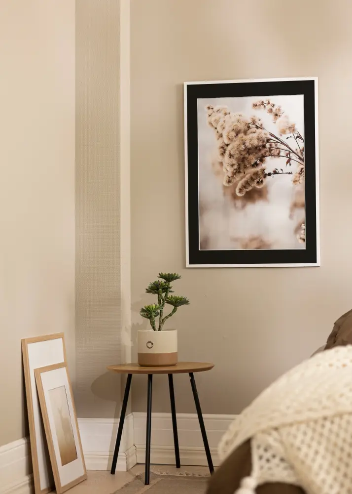 Moldura Edsbyn Branco 40x60 cm - Passe-partout Preto 32,9x48,3 cm (A3+)