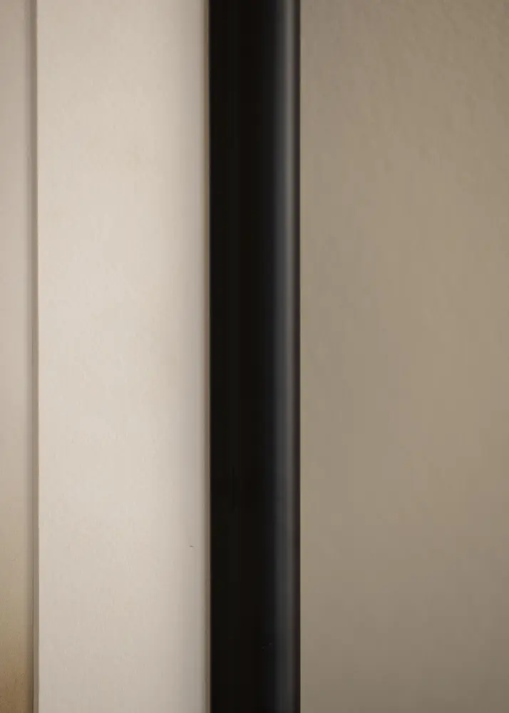 Moldura Högbo Preto - Tamanho personalizável
