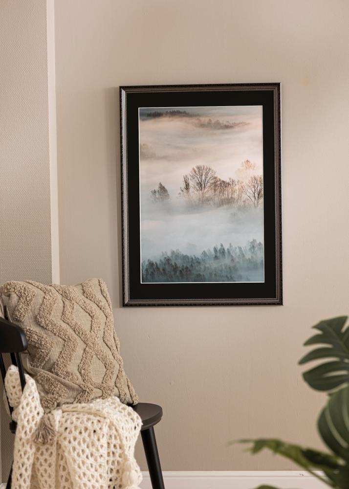 Moldura Abisko Prateado 30x40 cm - Passe-partout Preto 18x27 cm