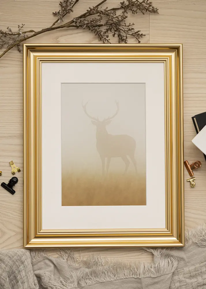 Moldura Charleston Dourado 60x80 cm