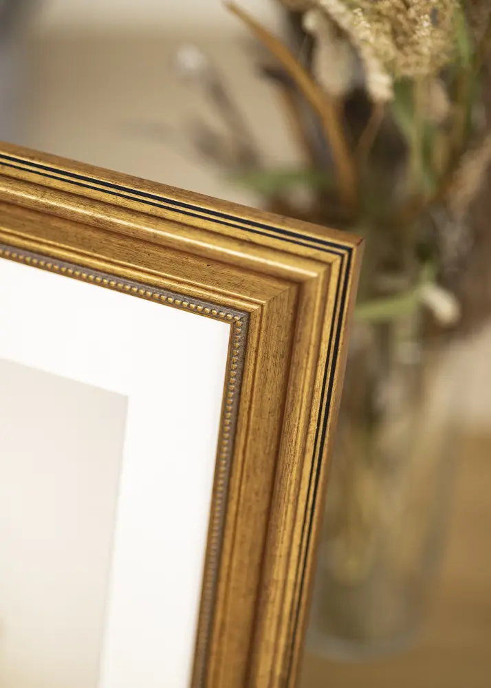 Moldura Rokoko Dourado 50x60 cm - Passe-partout Branco 35x45 cm