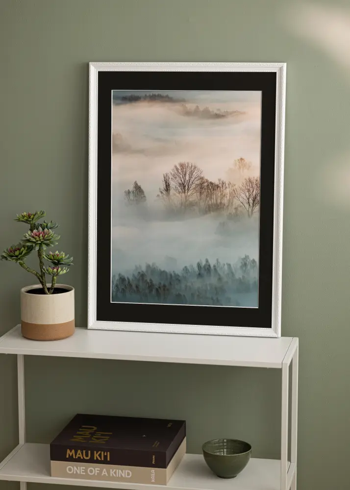 Moldura Abisko Branco 70x100 cm - Passe-partout Preto 59,4x84 cm (A1)