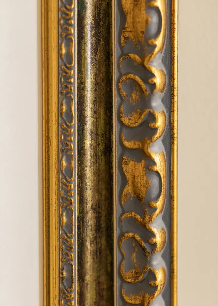 Moldura Muskö Dourado - Tamanho personalizável
