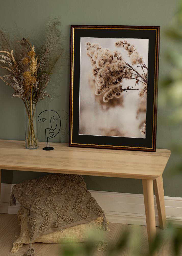 Moldura Siljan Castanho 40x50 cm - Passe-partout Preto 27x35 cm