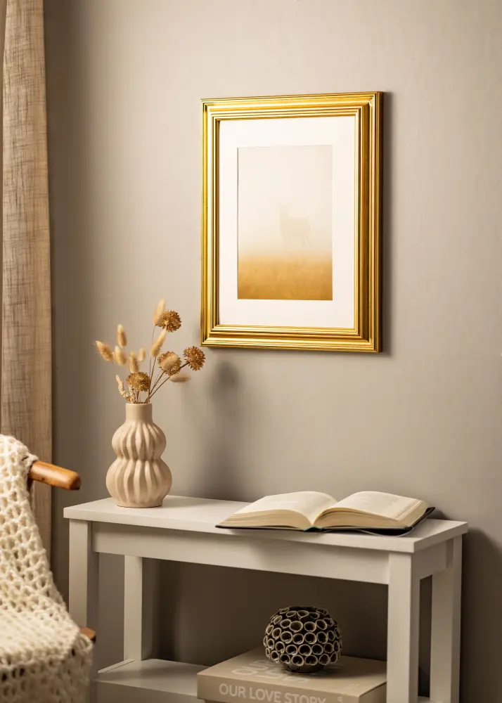 Moldura Örbyhus Dourado - Tamanho personalizável