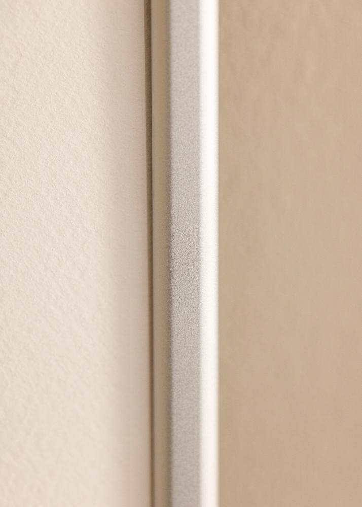 Moldura Köpenhamn Prateado - Tamanho personalizável